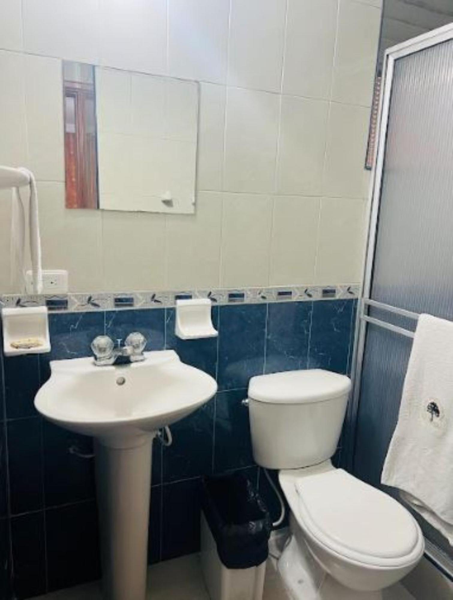 Internacional El Nogal Ipiales Hotel Ngoại thất bức ảnh